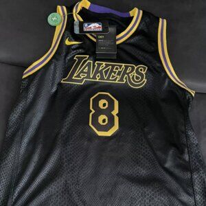 Lakers 8-24 Kobe Bryant NWT Youth Black Jersey